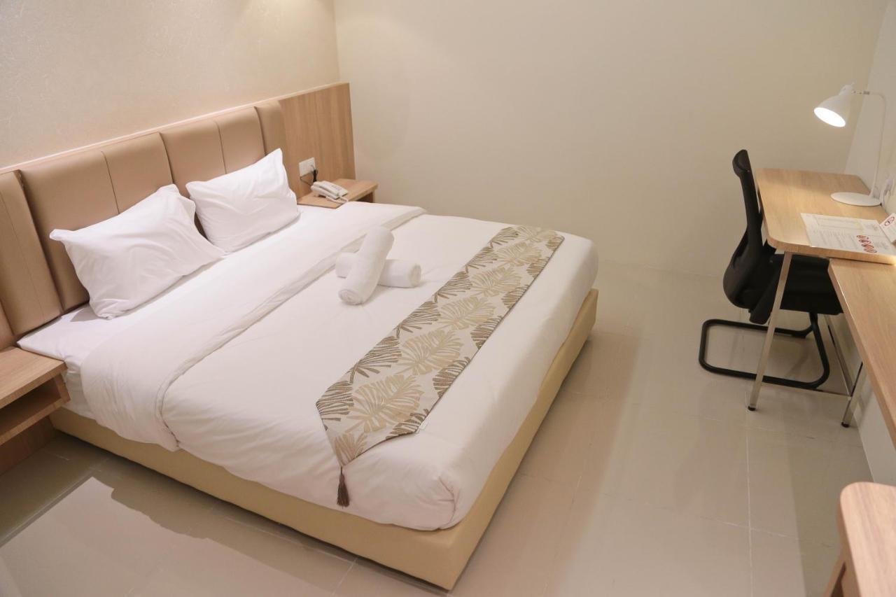 Top Holiday Hotel Seri Kembangan Ngoại thất bức ảnh