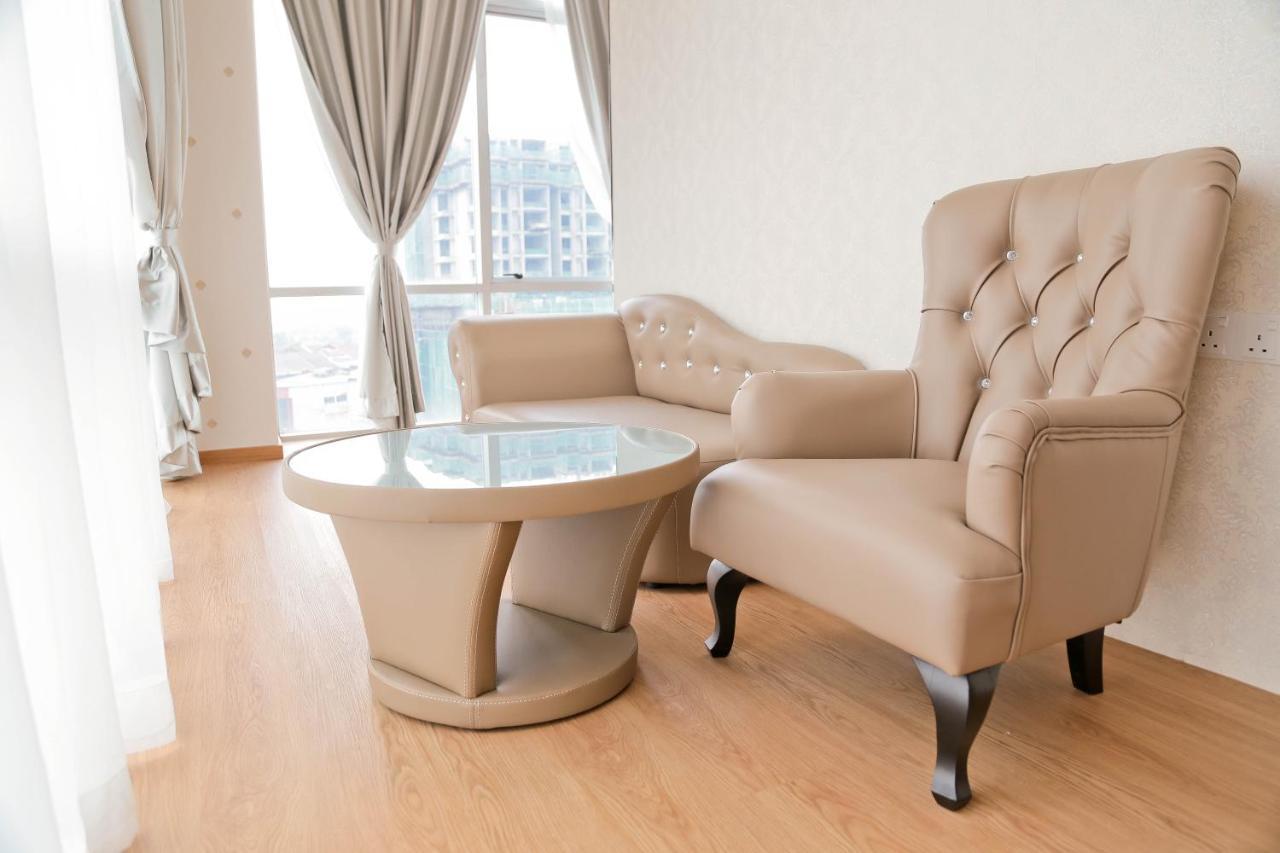 Top Holiday Hotel Seri Kembangan Ngoại thất bức ảnh