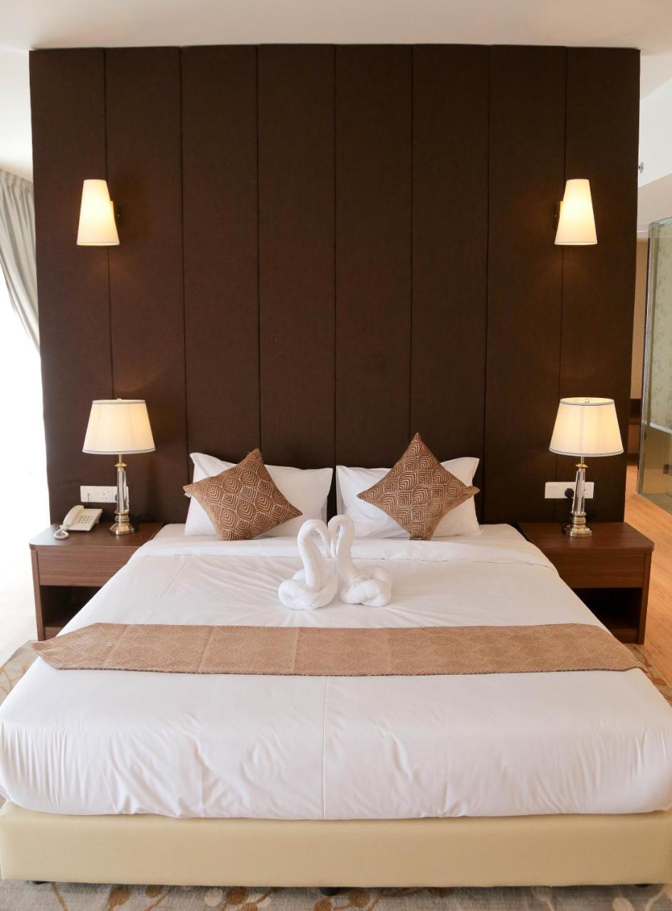 Top Holiday Hotel Seri Kembangan Ngoại thất bức ảnh